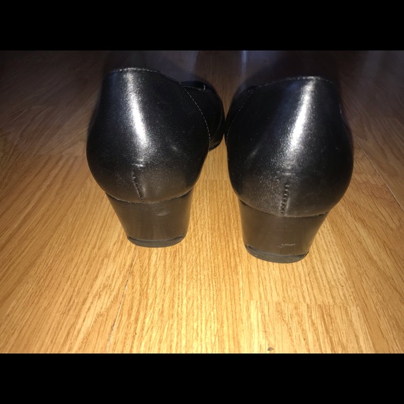 CLARKS EVERYDAY Black 10 Narrow Loafer Pump Heels - Picture 7 of 8